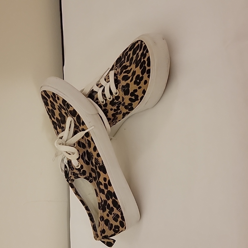Old Navy Cheetah print shoes